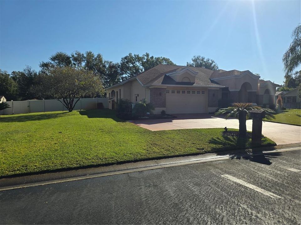 待售: $699,900 (3 贝兹, 2 浴室, 2586 平方英尺)