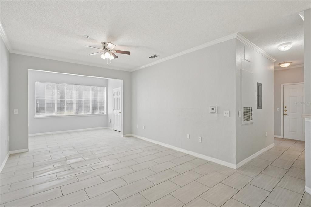 На продажу: $179,900 (3 спален, 2 ванн, 1429 Квадратных фут)