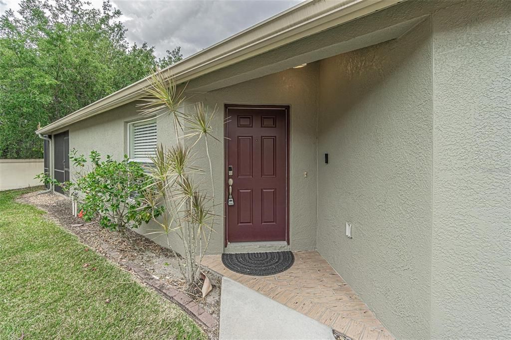 For Rent: $2,100 (2 beds, 2 baths, 1703 Square Feet)