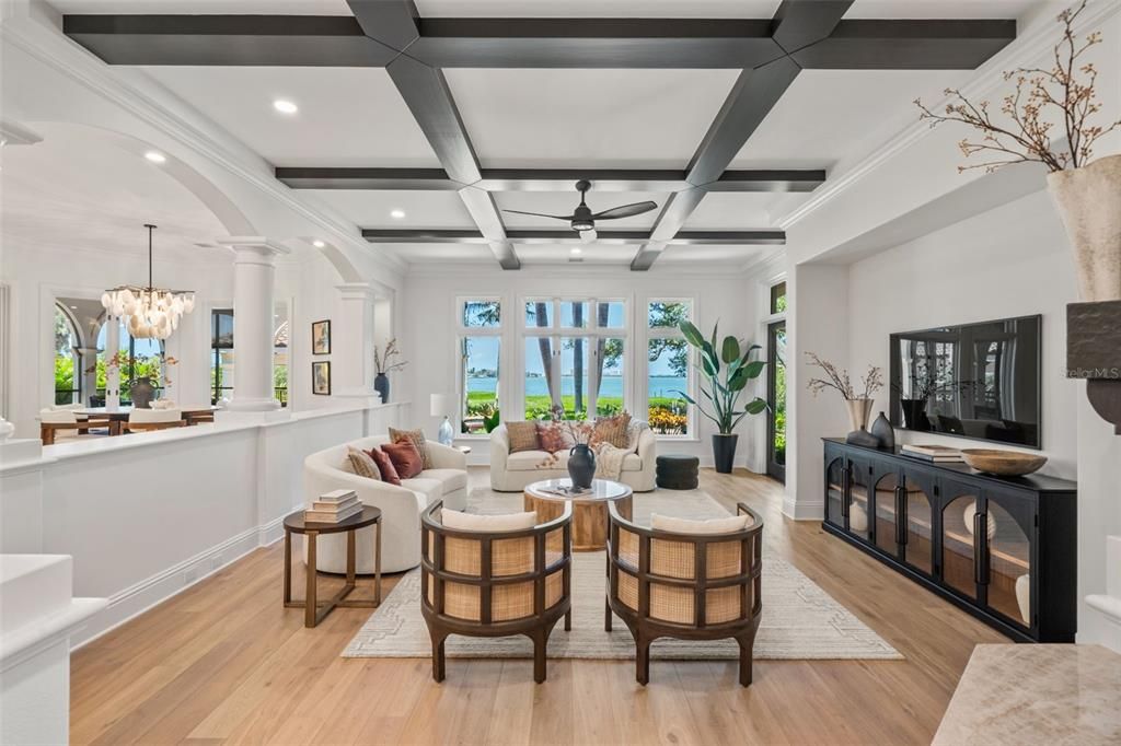 For Sale: $11,995,000 (5 beds, 4 baths, 8125 Square Feet)