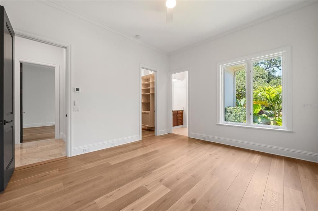 For Sale: $11,995,000 (5 beds, 4 baths, 8125 Square Feet)