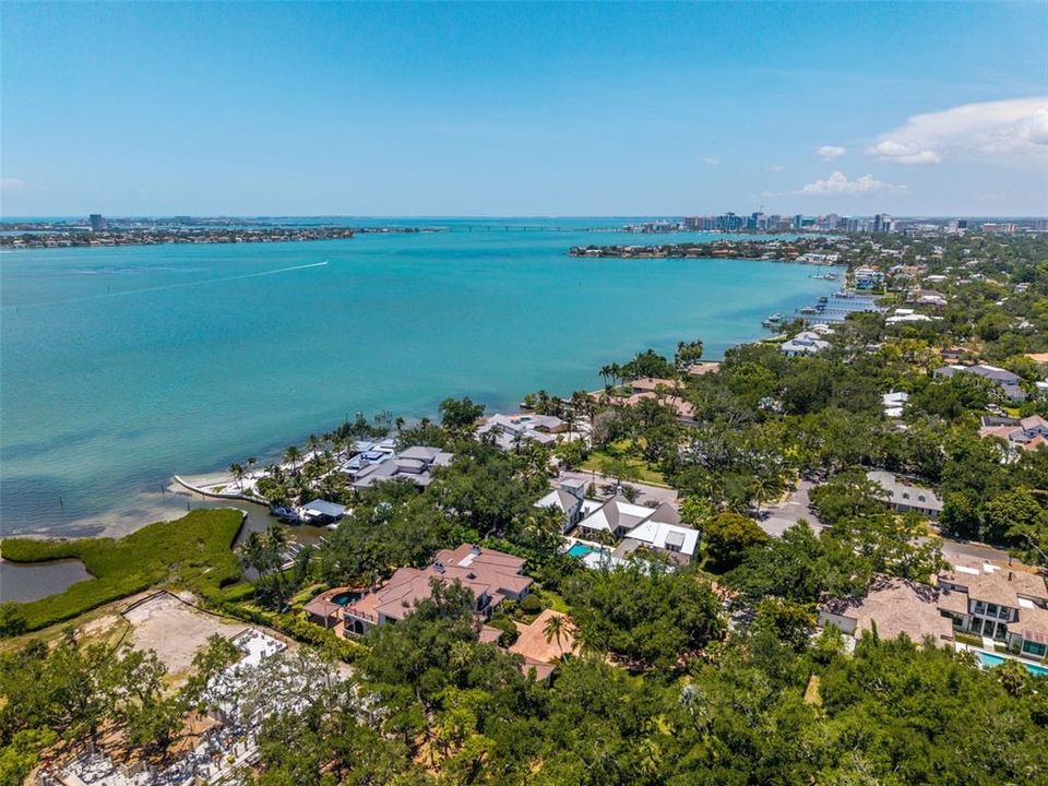 For Sale: $11,995,000 (5 beds, 4 baths, 8125 Square Feet)
