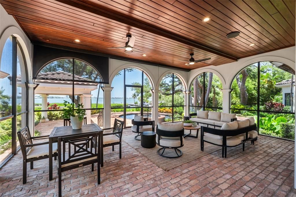 For Sale: $11,995,000 (5 beds, 4 baths, 8125 Square Feet)