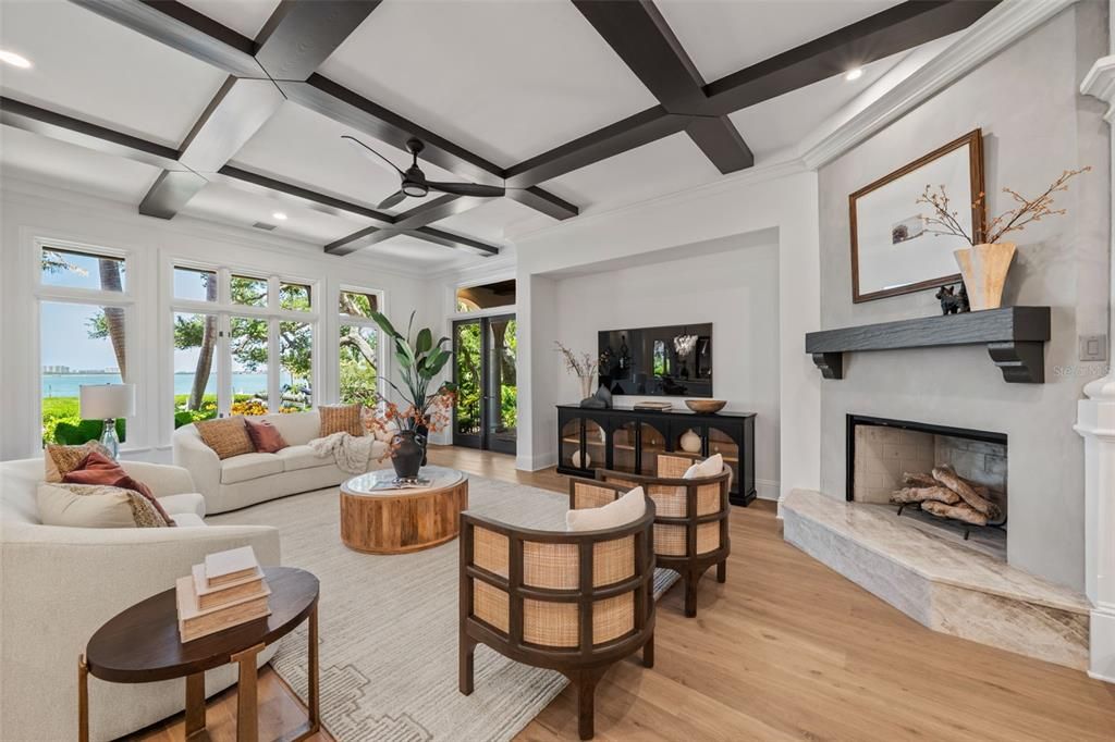 For Sale: $11,995,000 (5 beds, 4 baths, 8125 Square Feet)