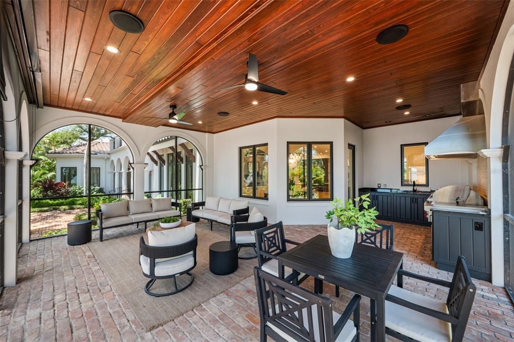 For Sale: $11,995,000 (5 beds, 4 baths, 8125 Square Feet)