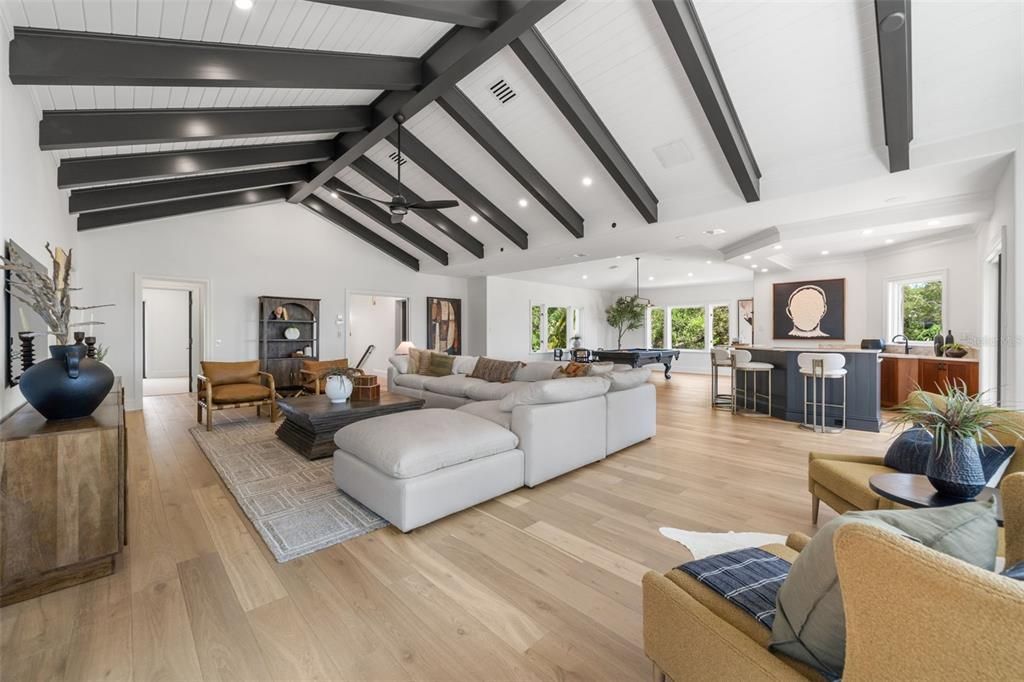 For Sale: $11,995,000 (5 beds, 4 baths, 8125 Square Feet)