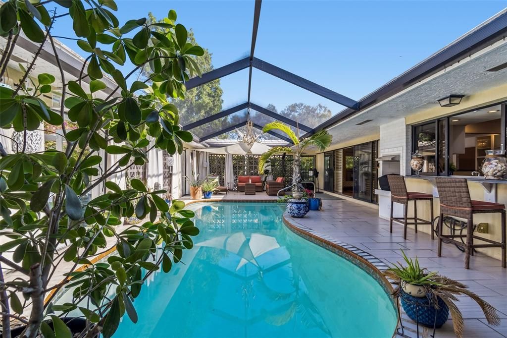 На продажу: $795,000 (3 спален, 2 ванн, 2206 Квадратных фут)