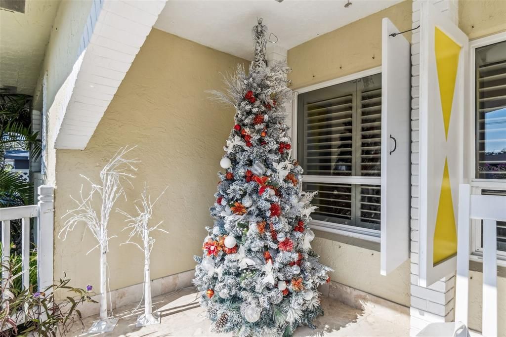 На продажу: $795,000 (3 спален, 2 ванн, 2206 Квадратных фут)