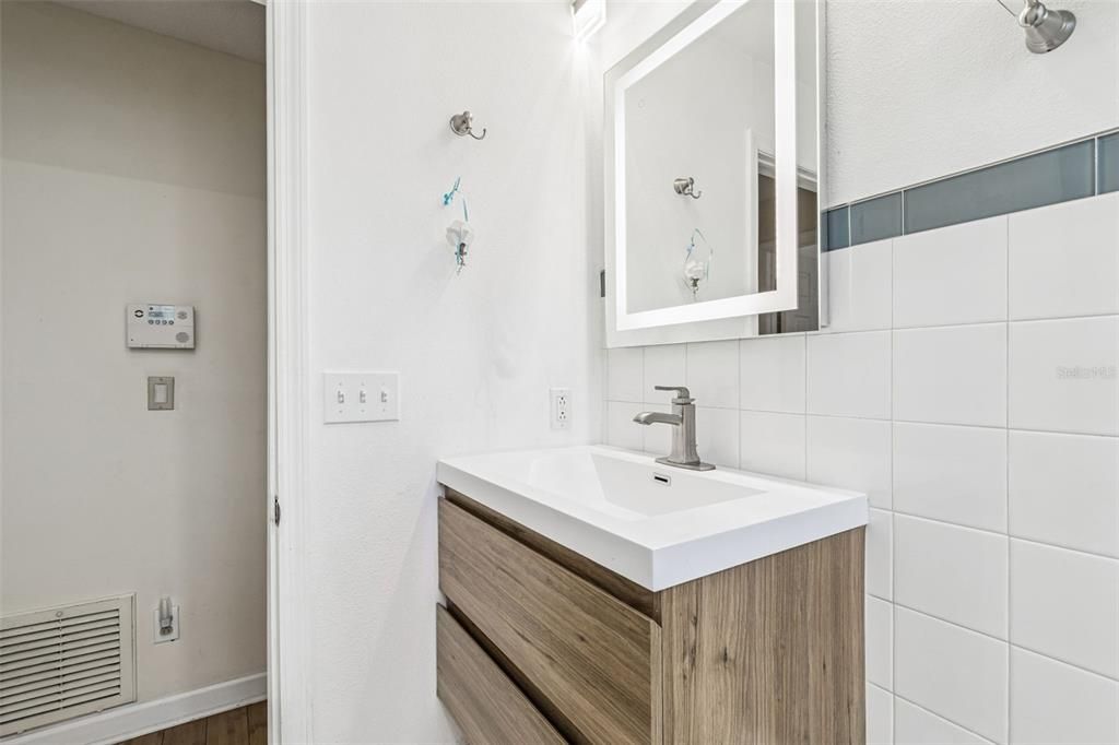 На продажу: $795,000 (3 спален, 2 ванн, 2206 Квадратных фут)