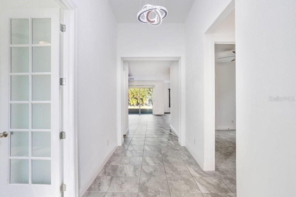 For Rent: $2,950 (3 beds, 2 baths, 2562 Square Feet)