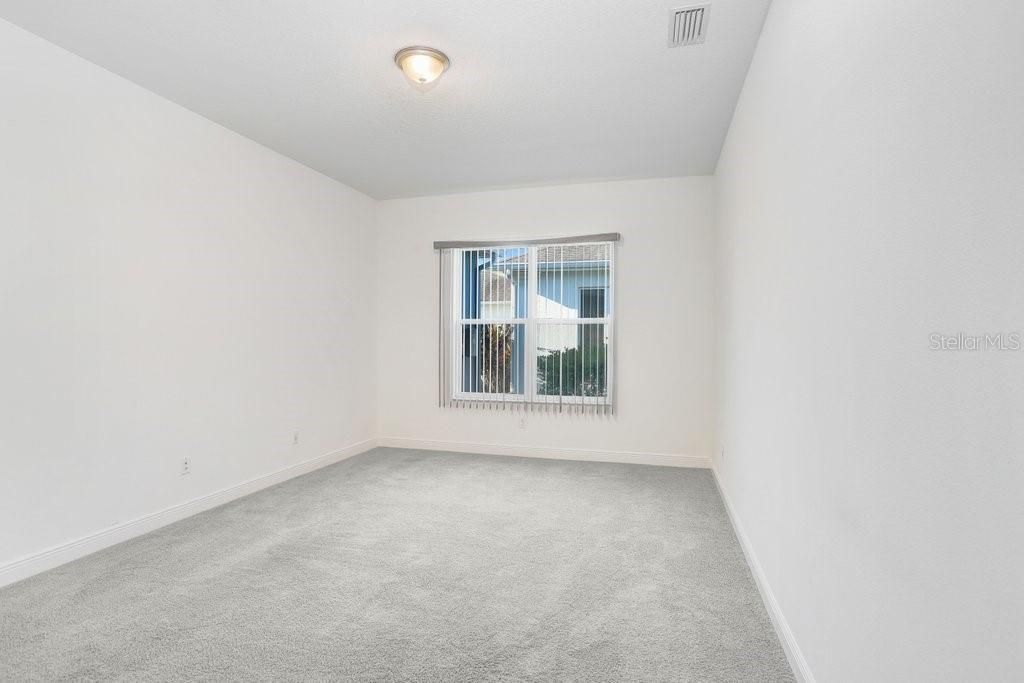 For Rent: $2,950 (3 beds, 2 baths, 2562 Square Feet)