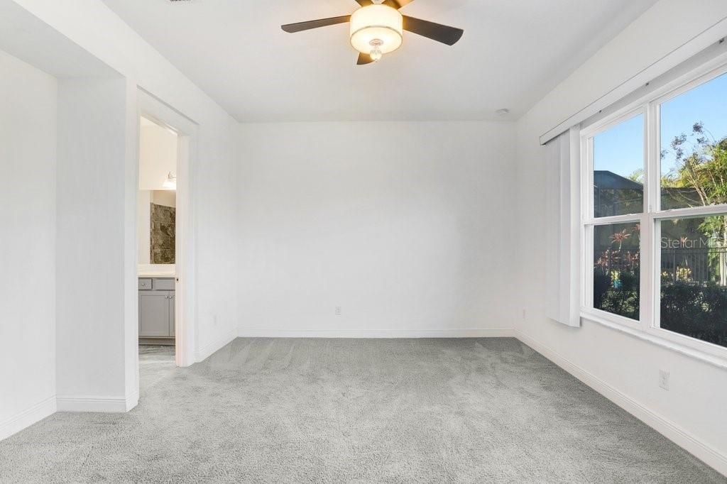 For Rent: $2,950 (3 beds, 2 baths, 2562 Square Feet)