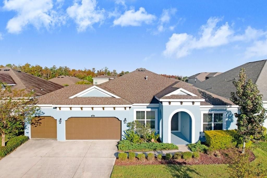 For Rent: $2,950 (3 beds, 2 baths, 2562 Square Feet)