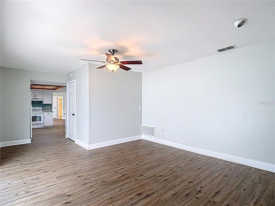 待售: $289,500 (3 贝兹, 2 浴室, 1780 平方英尺)