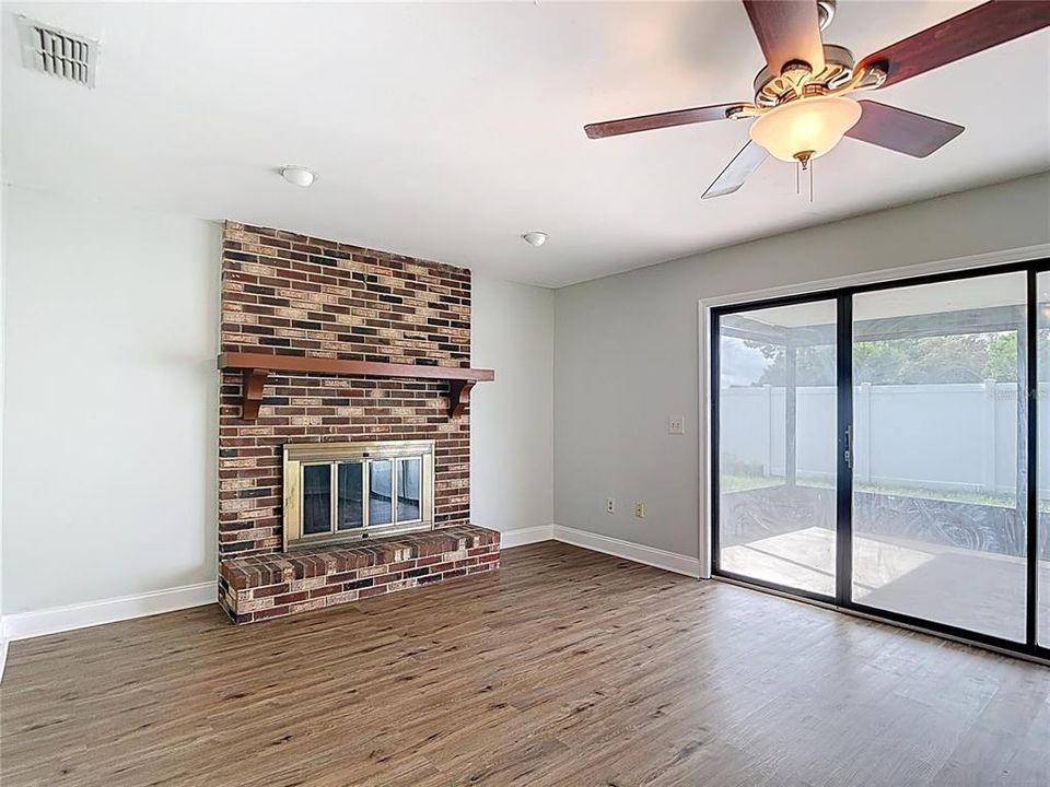 待售: $289,500 (3 贝兹, 2 浴室, 1780 平方英尺)