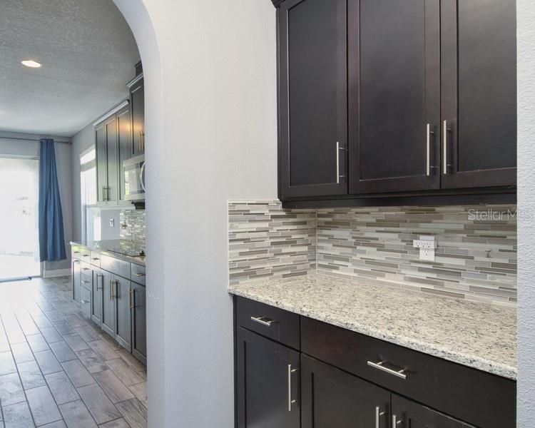 For Sale: $499,000 (4 beds, 2 baths, 2744 Square Feet)