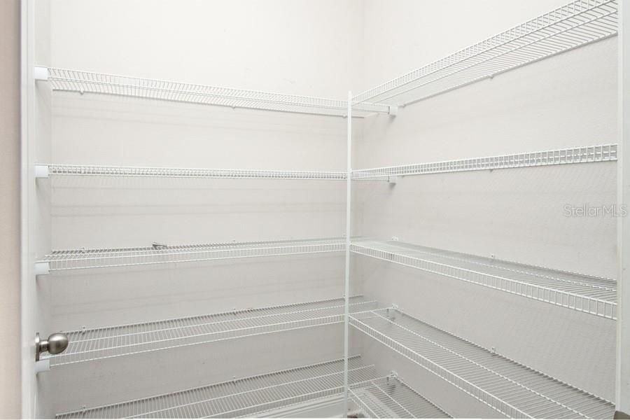 For Sale: $499,000 (4 beds, 2 baths, 2744 Square Feet)