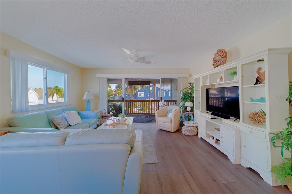 For Rent: $5,500 (3 beds, 3 baths, 1616 Square Feet)