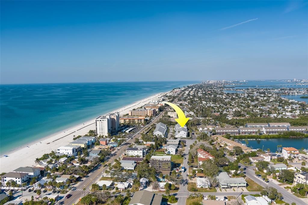 For Rent: $5,500 (3 beds, 3 baths, 1616 Square Feet)