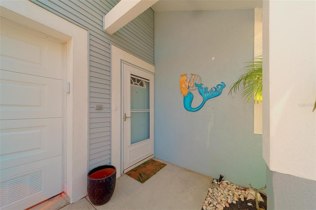 For Rent: $5,500 (3 beds, 3 baths, 1616 Square Feet)