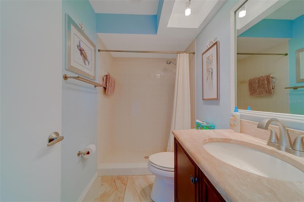 For Rent: $5,500 (3 beds, 3 baths, 1616 Square Feet)