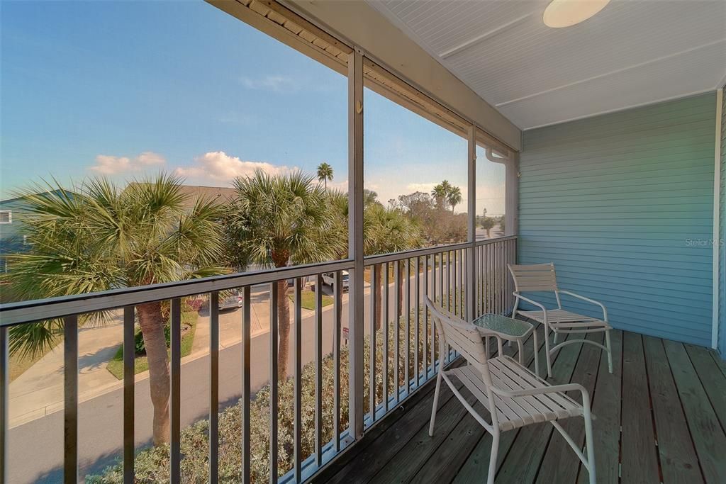 For Rent: $5,500 (3 beds, 3 baths, 1616 Square Feet)