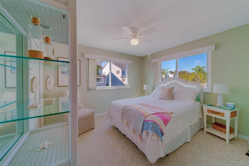 For Rent: $5,500 (3 beds, 3 baths, 1616 Square Feet)