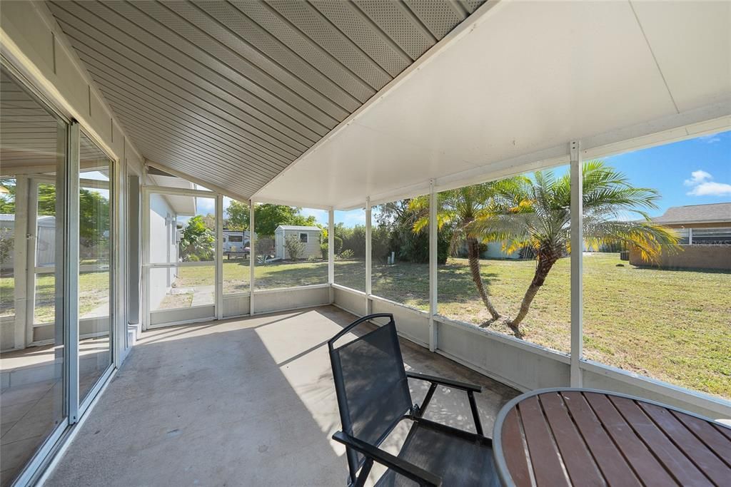 For Sale: $210,000 (3 beds, 2 baths, 1282 Square Feet)