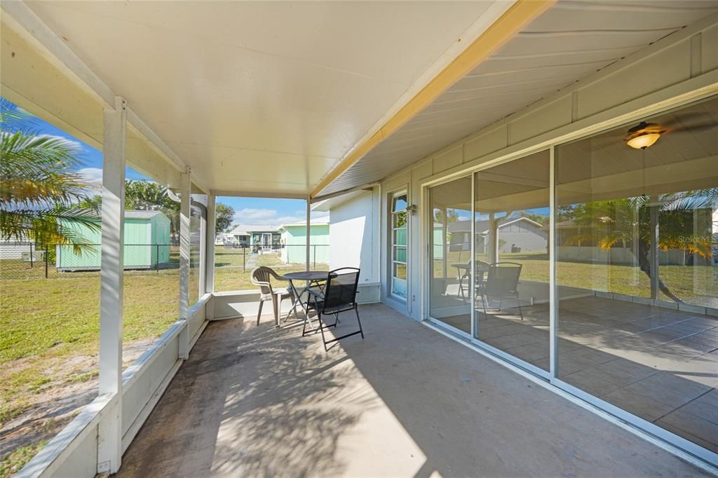 For Sale: $210,000 (3 beds, 2 baths, 1282 Square Feet)