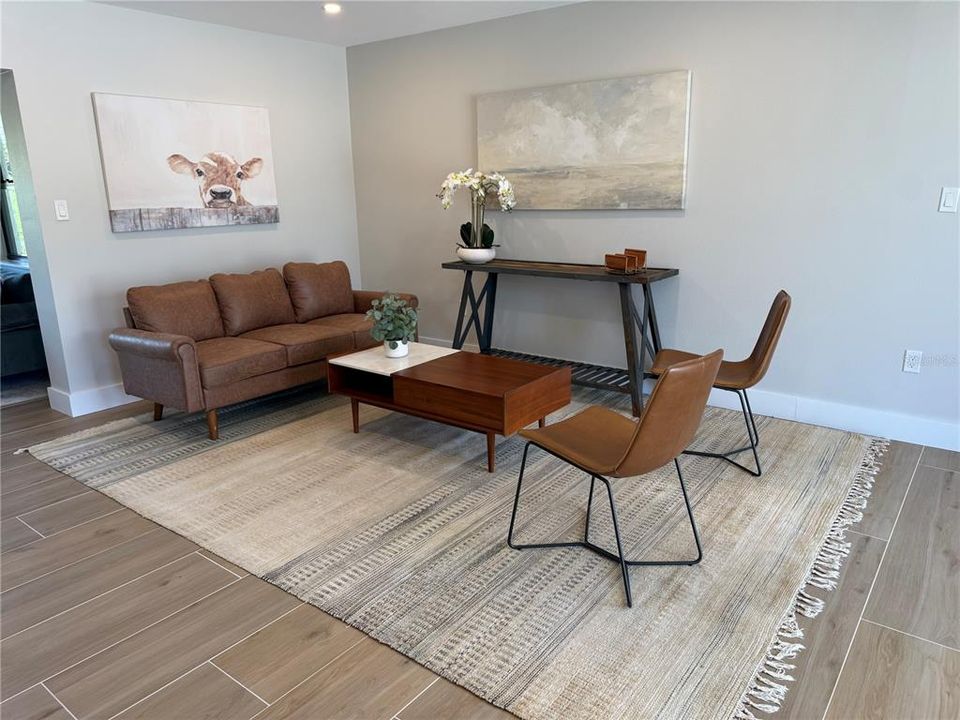 En Renta: $5,500 (3 camas, 3 baños, 1824 Pies cuadrados)