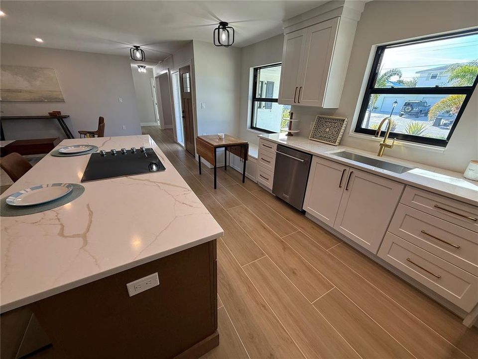 En Renta: $5,500 (3 camas, 3 baños, 1824 Pies cuadrados)