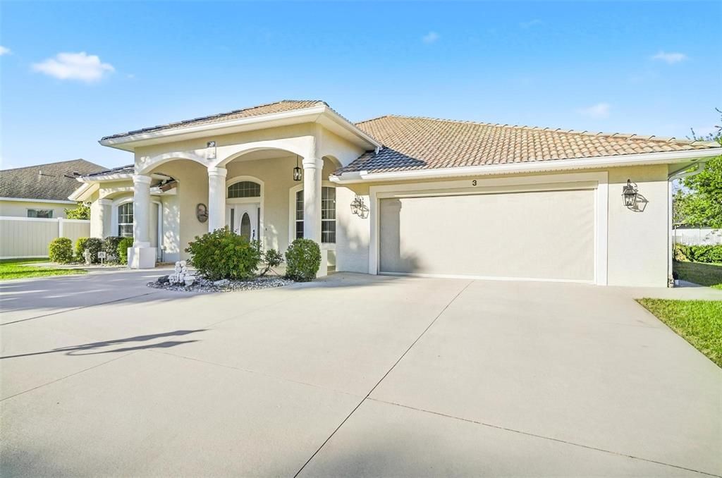 For Sale: $459,000 (3 beds, 3 baths, 2849 Square Feet)