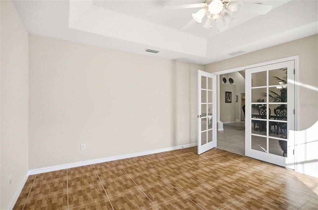 For Sale: $459,000 (3 beds, 3 baths, 2849 Square Feet)