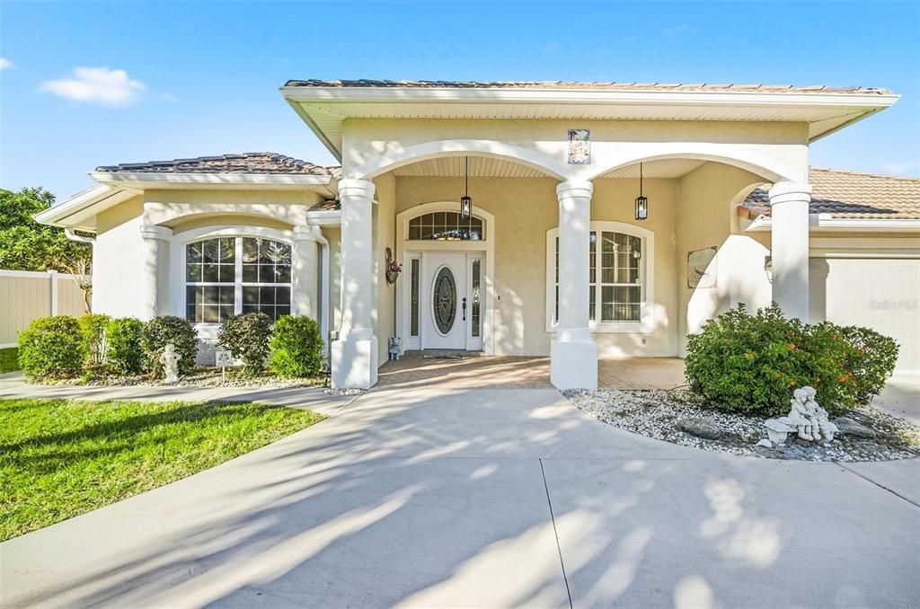 For Sale: $459,000 (3 beds, 3 baths, 2849 Square Feet)