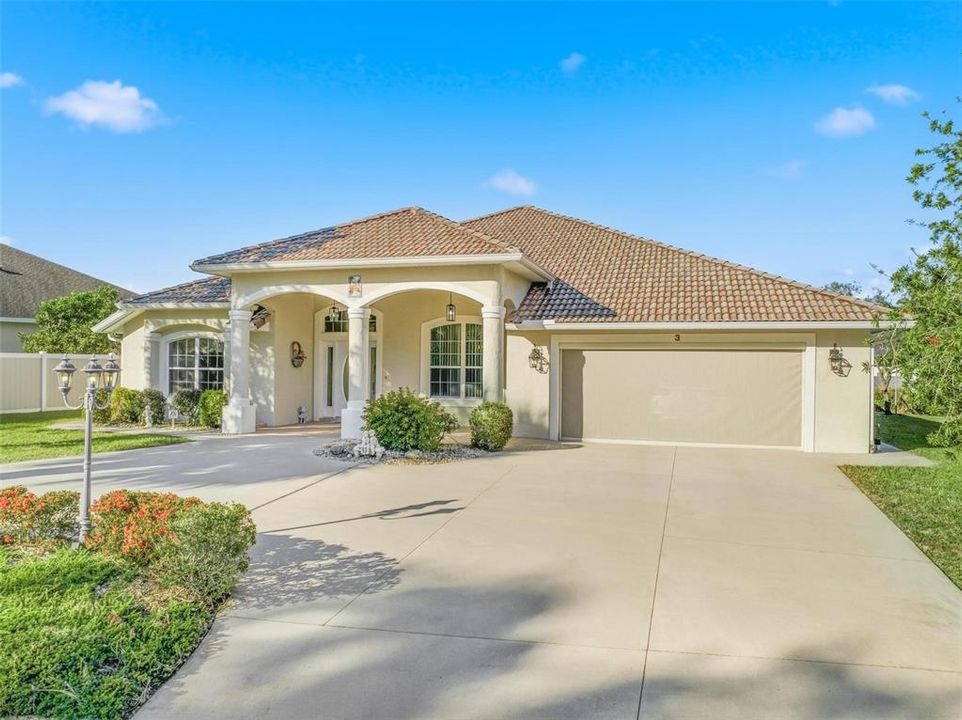 For Sale: $459,000 (3 beds, 3 baths, 2849 Square Feet)