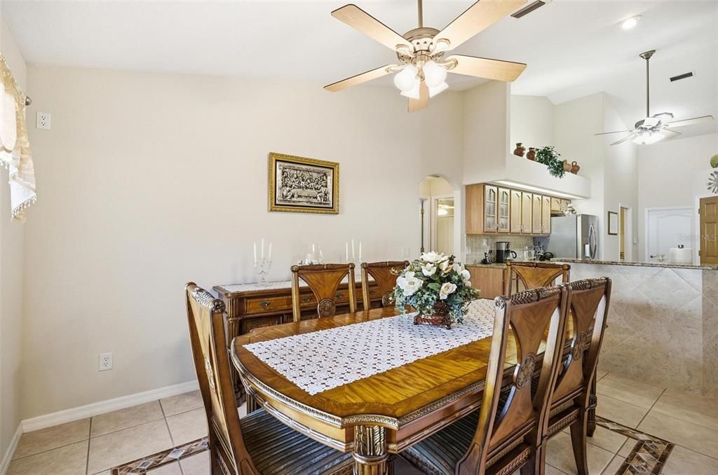 For Sale: $459,000 (3 beds, 3 baths, 2849 Square Feet)