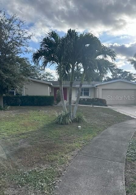 For Sale: $461,000 (3 beds, 2 baths, 1596 Square Feet)