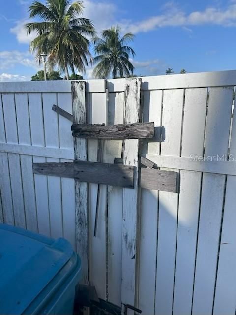 For Sale: $461,000 (3 beds, 2 baths, 1596 Square Feet)