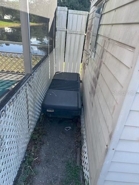 For Sale: $461,000 (3 beds, 2 baths, 1596 Square Feet)