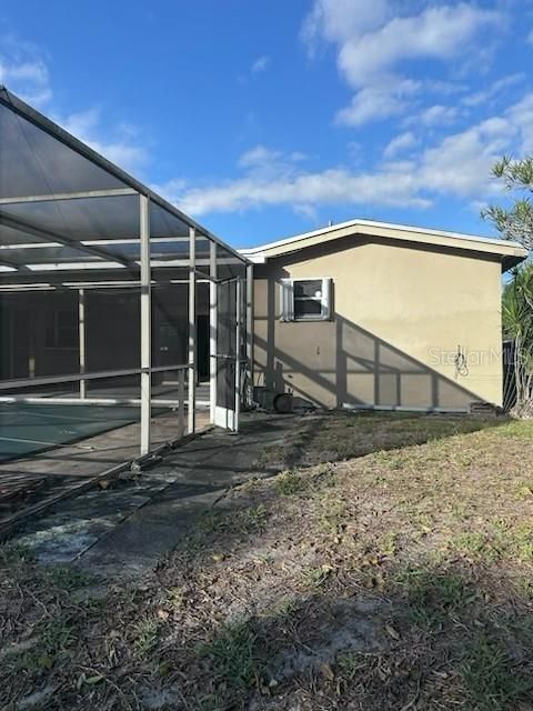 For Sale: $461,000 (3 beds, 2 baths, 1596 Square Feet)