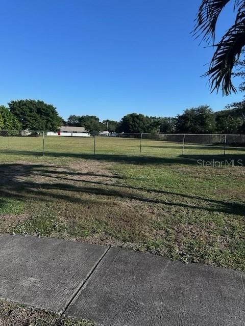 For Sale: $461,000 (3 beds, 2 baths, 1596 Square Feet)