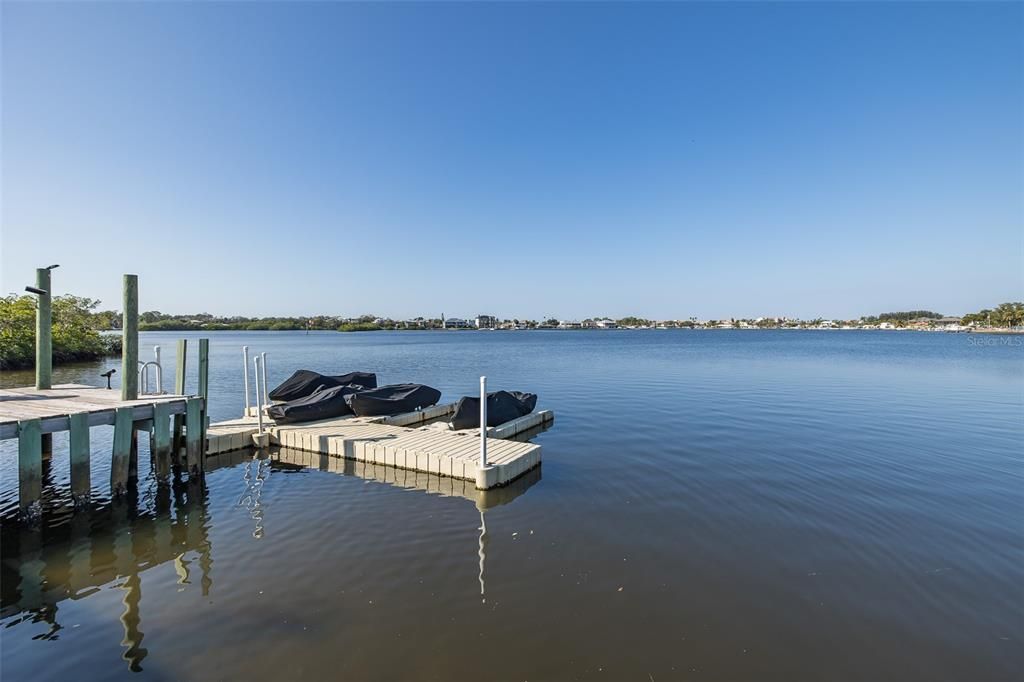 For Sale: $999,000 (3 beds, 3 baths, 3038 Square Feet)