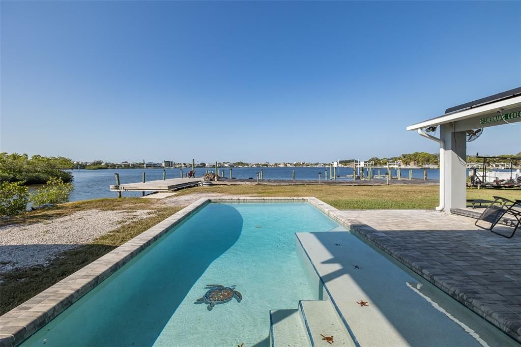 For Sale: $999,000 (3 beds, 3 baths, 3038 Square Feet)