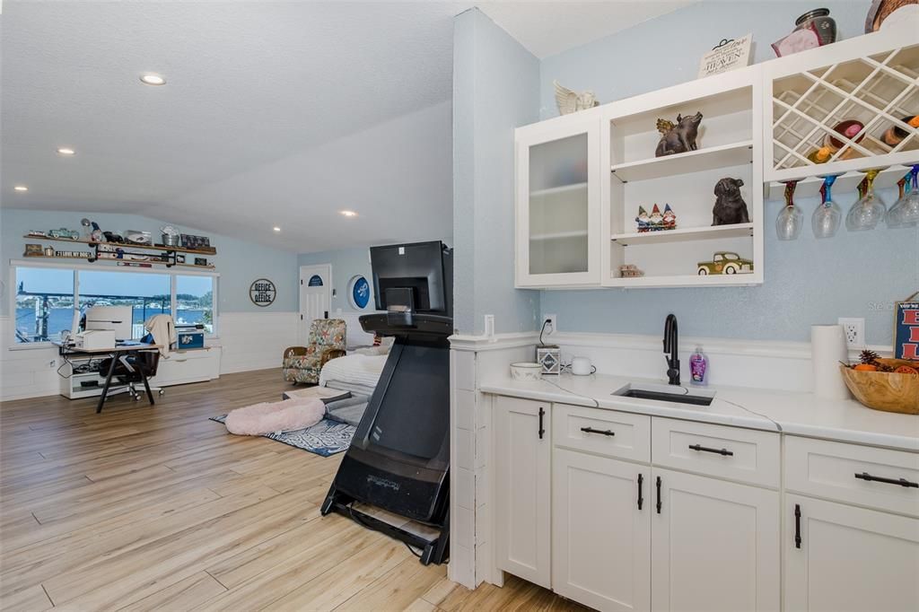 For Sale: $999,000 (3 beds, 3 baths, 3038 Square Feet)