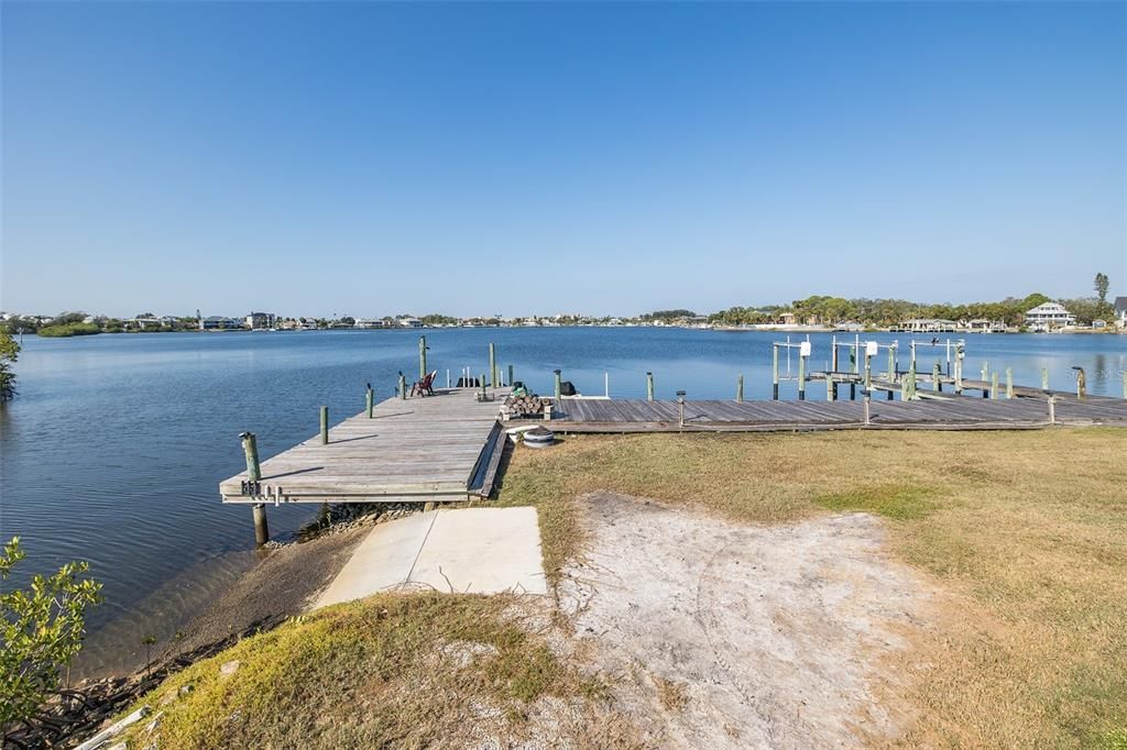 For Sale: $999,000 (3 beds, 3 baths, 3038 Square Feet)