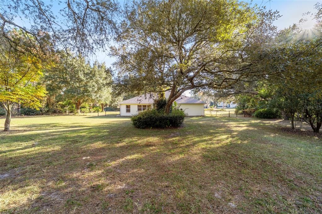 待售: $425,000 (3 贝兹, 2 浴室, 2083 平方英尺)