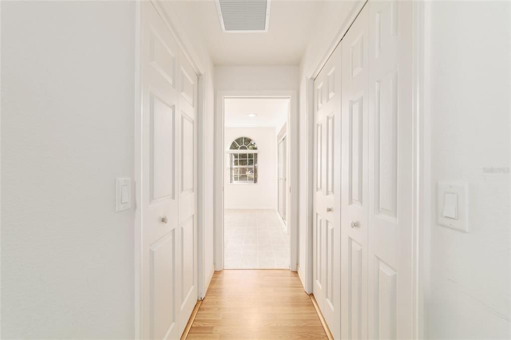 待售: $425,000 (3 贝兹, 2 浴室, 2083 平方英尺)