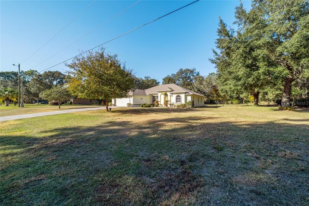 待售: $425,000 (3 贝兹, 2 浴室, 2083 平方英尺)