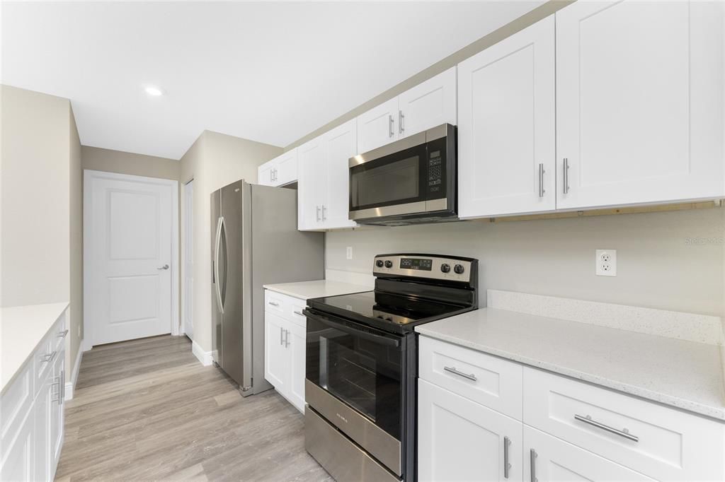 En Venta: $350,000 (4 camas, 2 baños, 1560 Pies cuadrados)