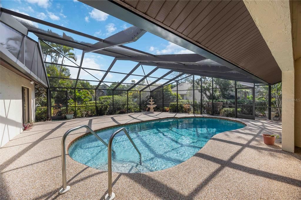 En Venta: $599,000 (3 camas, 2 baños, 2696 Pies cuadrados)